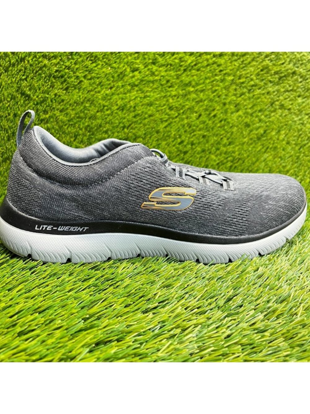 Skechers Summits Louvin Mens Size 9.5 Gray Athletic Slip On Shoes Sneakers